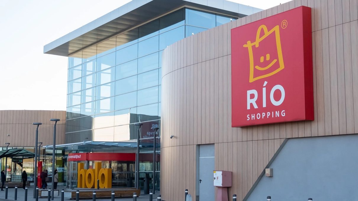 Empleados del textil se plantan en Río Shopping: "Vamos a perder derechos con el nuevo convenio nacional"