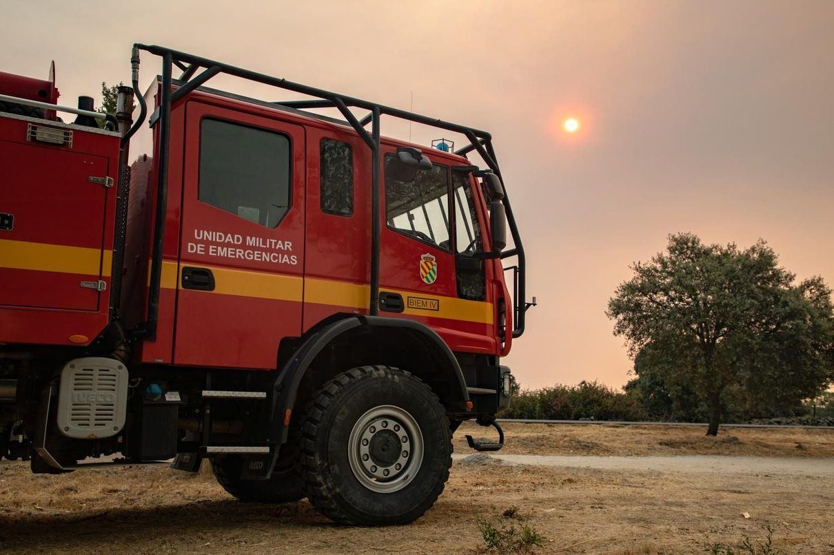 Más de cincuenta carreteras cortadas en España por los incendios: claves para no quedarse atrapado en la carretera
