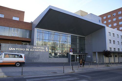 El hospital San Pedro de Alcántara contará en septiembre con un equipo de vanguardia para detectar recaídas en pacientes de l