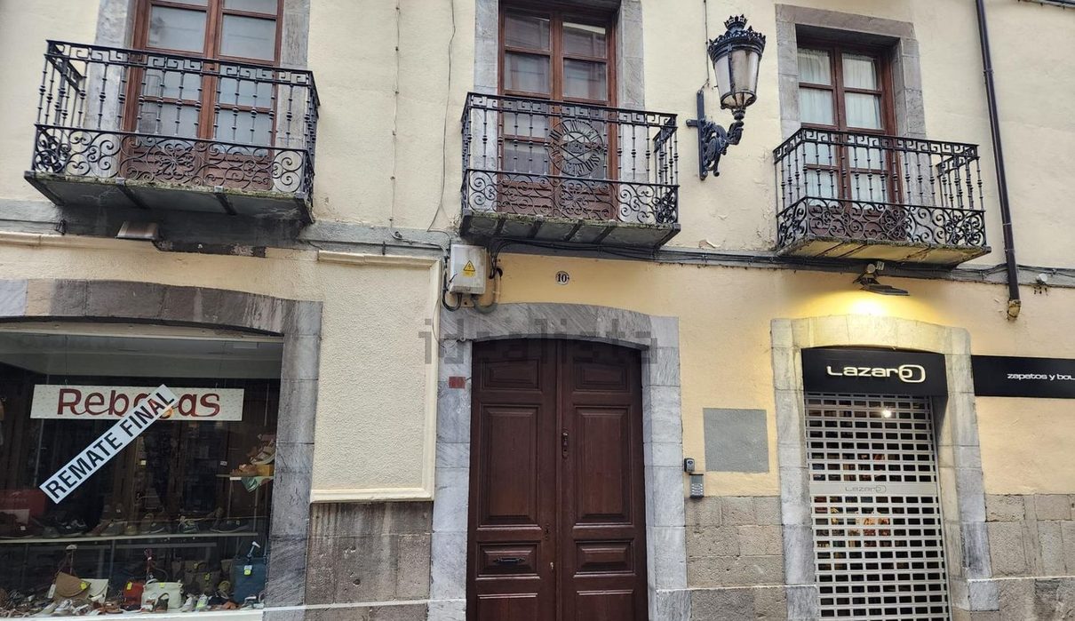 Los comerciantes de Es Born rompen con el Ayuntamiento de Ciutadella y exigen disculpas a la alcaldesa