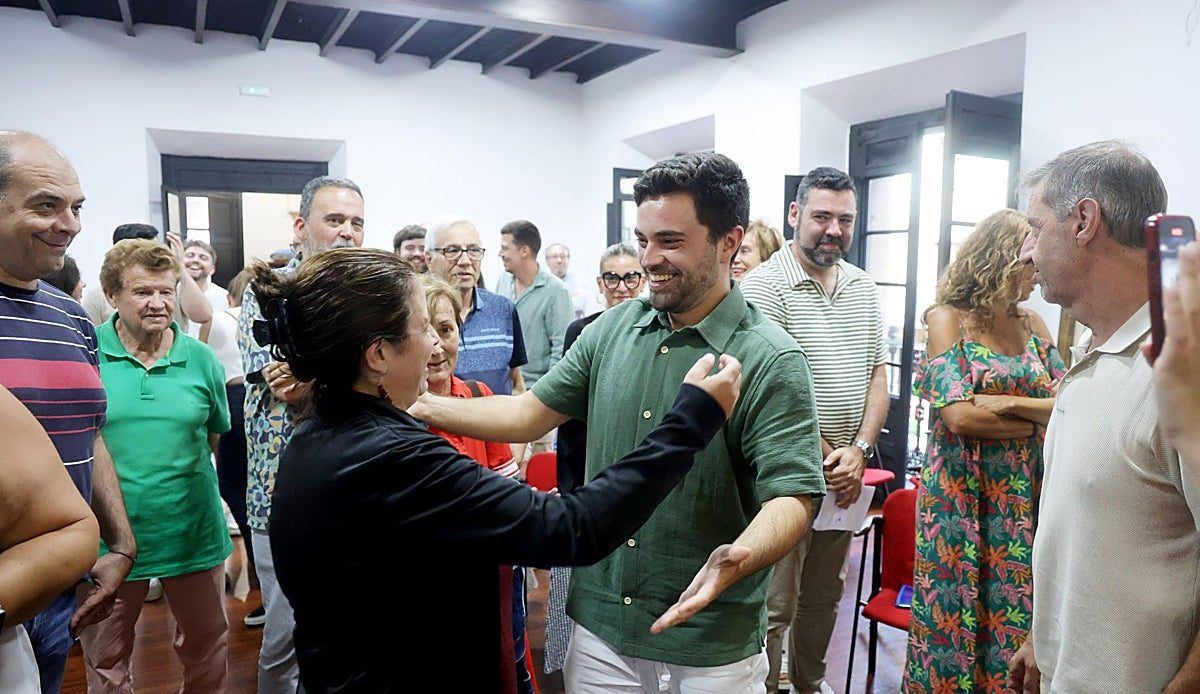 Con 25 años y la vivienda como bandera, Sergio Llera lidera la renovación socialista en Oviedo