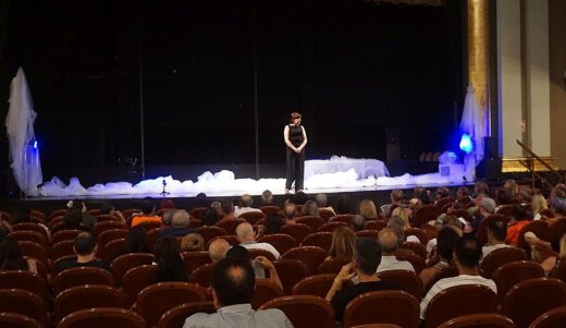 Oviedo abre el telón de su festival de teatro amateur con un drama que arrasa premios nacionales