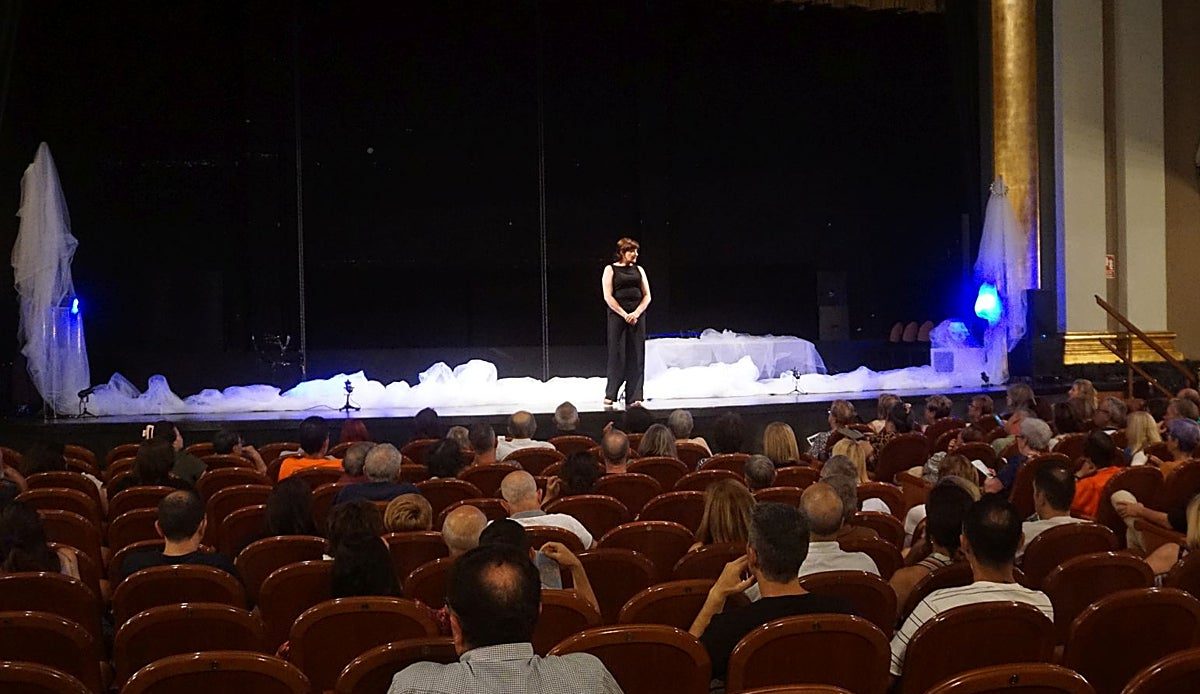 Oviedo abre el telón de su festival de teatro amateur con un drama que arrasa premios nacionales