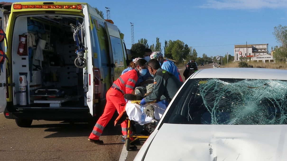 Cuatro heridos, dos de ellos niños, al salirse un turismo de la N-620 en plena provincia de Salamanca