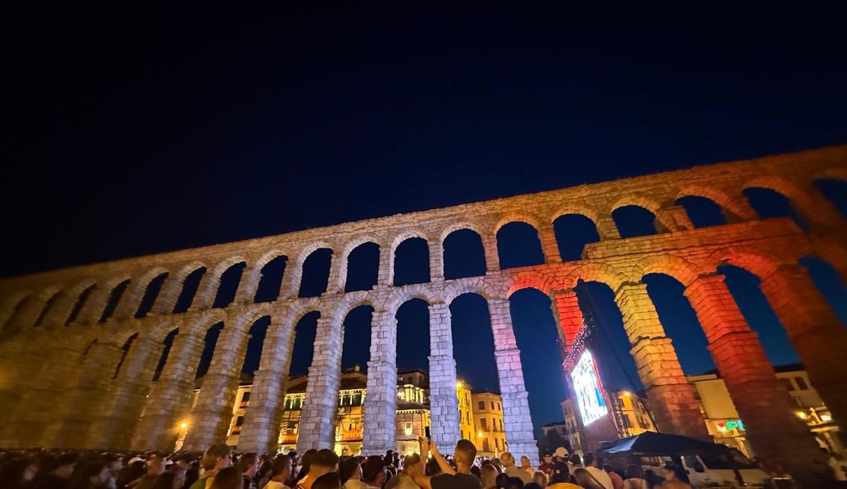 Segovia sale a la calle a celebrar el segundo título mundial de la selección española