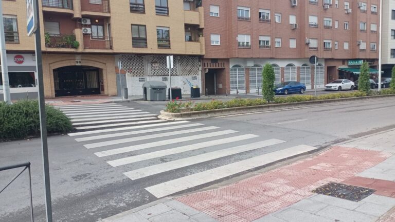 El Ayuntamiento de Toledo tumba la propuesta para blindar los pasos de peatones pese a los últimos atropellos en la ciudad