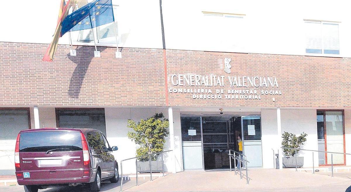 Valencia abre la puerta a contratar parados de Labora para cubrir bajas en centros de Servicios Sociales