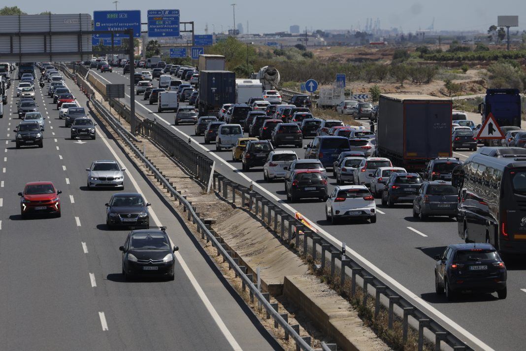 La nueva megaterminal del Puerto de Valencia amenaza con colapsar los accesos si no se actúa ya