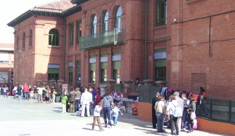 Valladolid da de comer este verano a 170 niños de familias vulnerables en cinco colegios de la ciudad