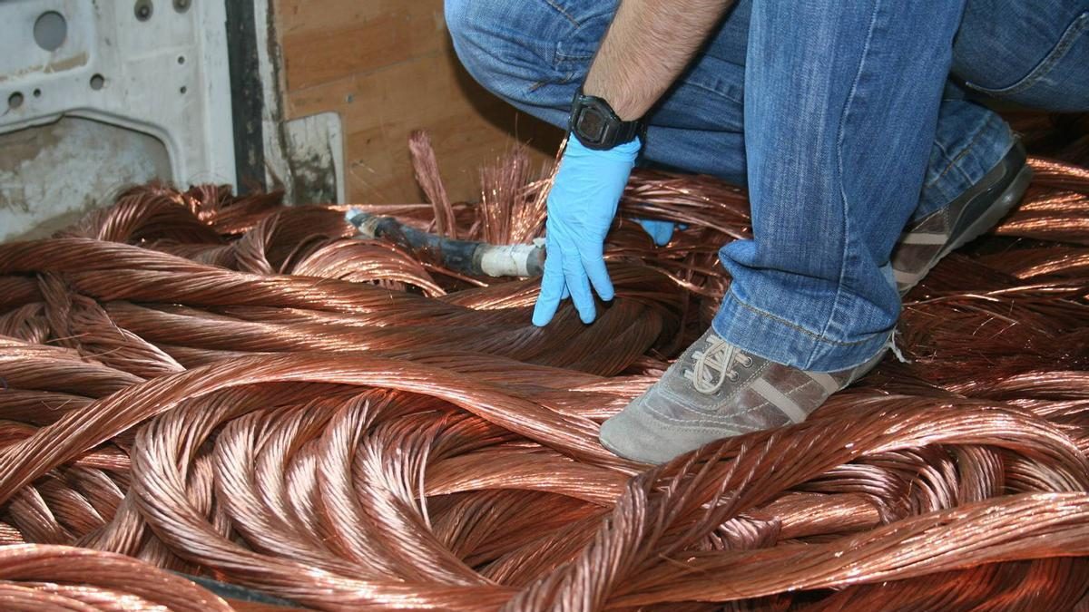 La Guardia Civil desmantela una banda que robó 1.800 kilos de cobre en polígonos de Valladolid