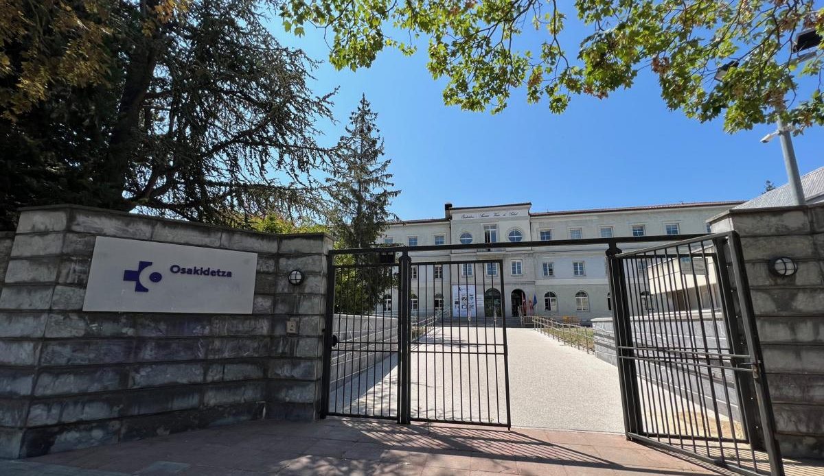 Osakidetza y los médicos vascos llegan a un acuerdo histórico para reducir las jornadas de guardia y subir los salarios