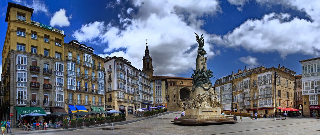 Vitoria adapta La Blanca al calor extremo: horarios y ubicaciones podrían cambiar si el mercurio se dispara