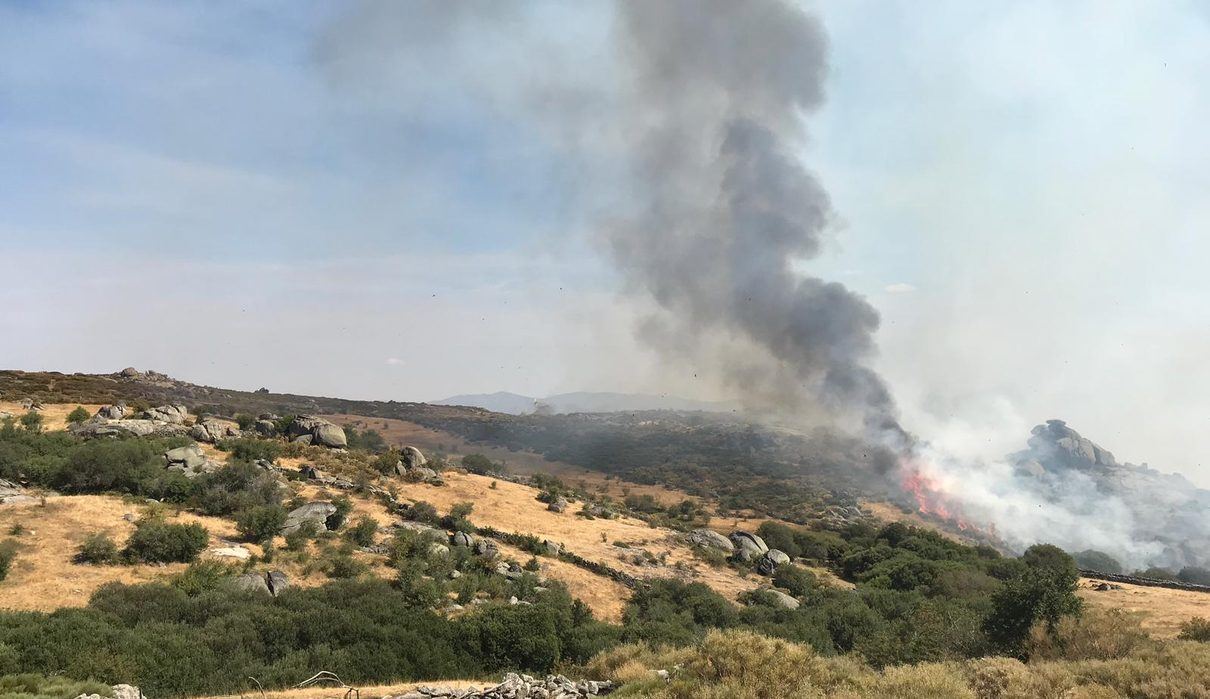 La tragedia del incendio de Burgohondo cancela la Vuelta Ciclista a Ávila antes de que pueda tomar la salida