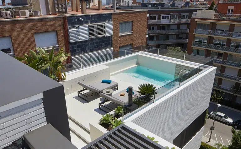 Solo uno de cada ocho pisos en venta en Ávila ofrece piscina, un lujo aún escaso en el mercado inmobiliario de la ciudad