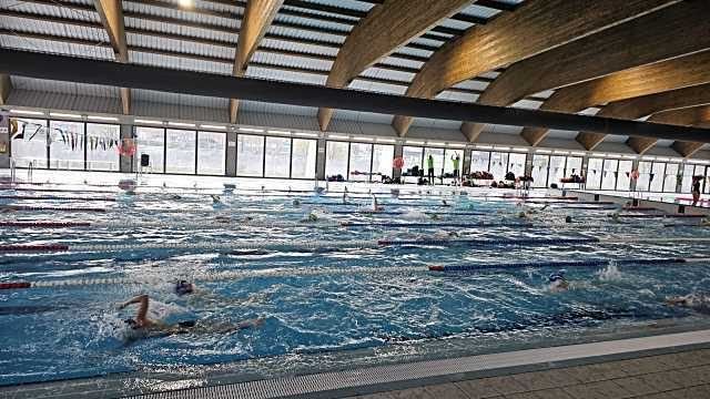 Los abulenses recuperan su piscina cubierta: la Ciudad Deportiva vuelve a abrir sus puertas para los nadadores