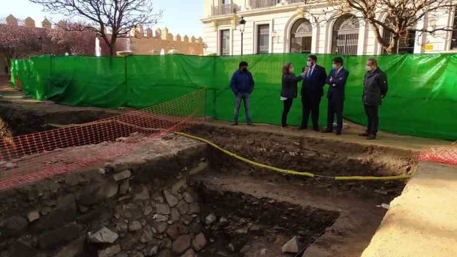 El sector de la construcción exige que se ejecute más de 1.000 millones en obra pública antes de que acabe el año