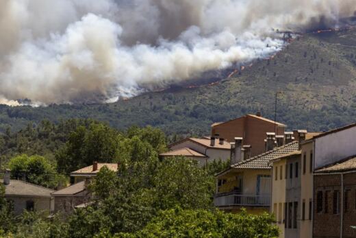 El devastador incendio de Burgohondo queda por fin controlado tras arrasar más de 40.000 hectáreas en Ávila