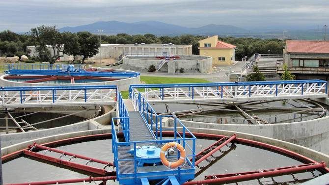 Piedrahíta sale al paso de las críticas y reivindica su manejo del agua potable en el municipio
