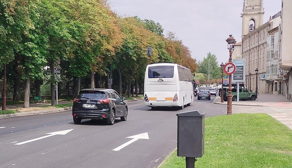 La campaña de asfaltado de Burgos obliga a conductores y autobuses a buscar nuevas rutas hasta septiembre
