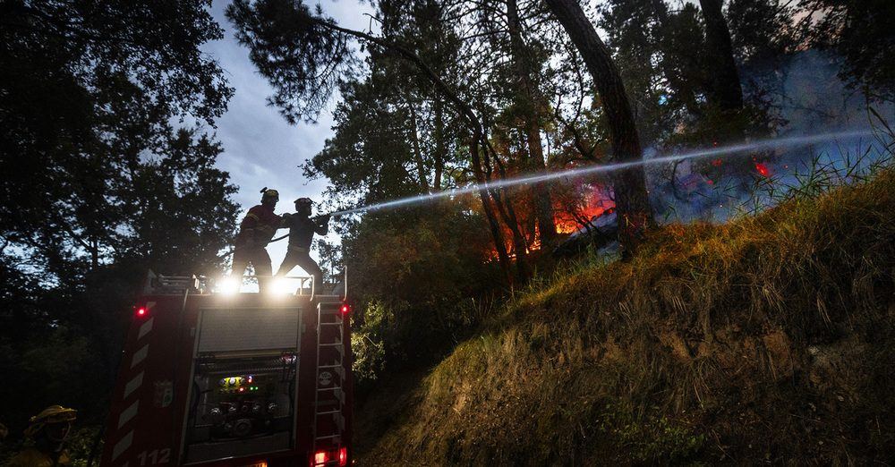 Un incendio arrasa el monte de Cornudilla en plena víspera de sus fiestas patronales