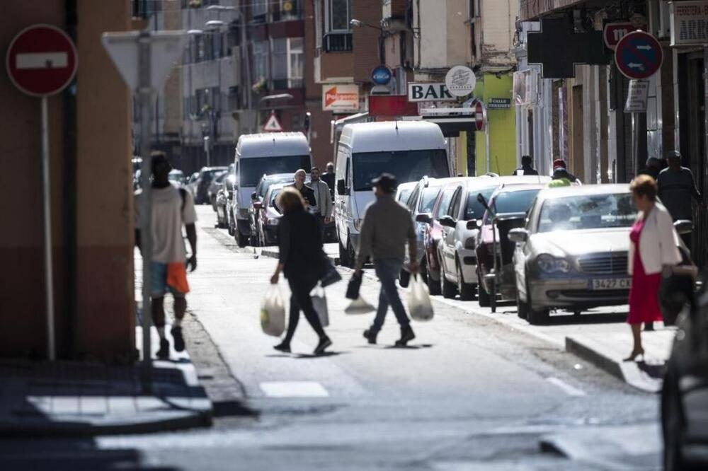 El barrio arandino de Santa Catalina registra 23 peleas este verano, un 15% menos que en 2025 pero aún lejos de la calma de h
