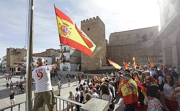 Cáceres se suma a España en la plaza Mayor para mostrar su solidaridad con Ceuta el próximo 2 de septiembre