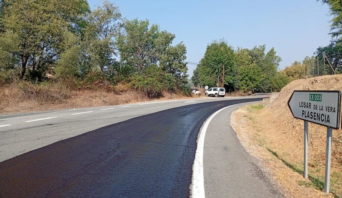 La Junta invierte más de 669.000 euros en proteger a los motoristas en las carreteras de Cáceres