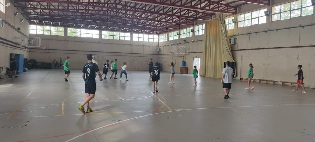 El baloncesto toma el Pabellón Municipal de El Casar para arrancar las fiestas en honor a la Virgen de la Antigua