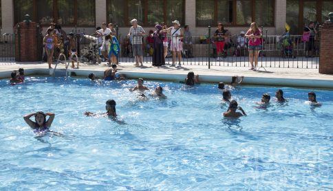 Más de 65.000 bañistas despiden la temporada en San Roque antes de que Huerta de Lara abra sus puertas el 7 de septiembre