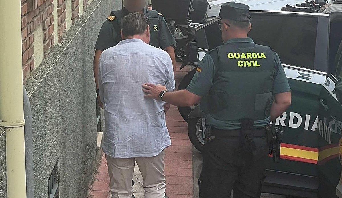 Un hombre de 62 años pone un cuchillo en el cuello del dueño de un bar de Cistierna y acaba detenido