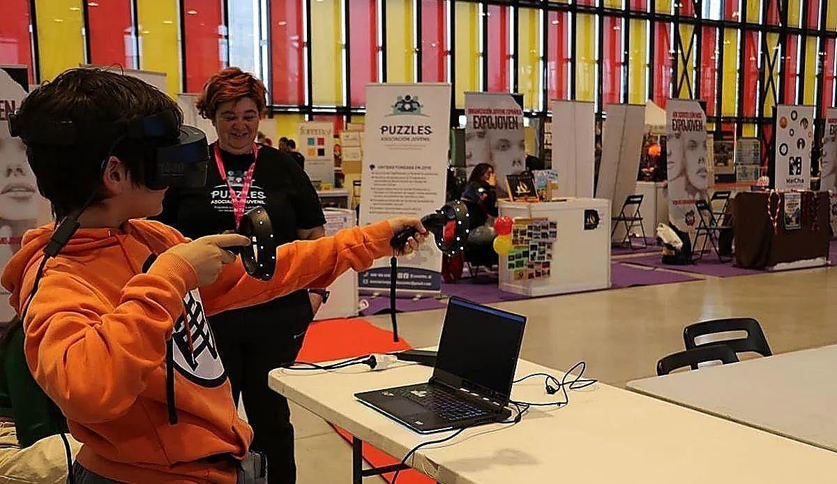 León busca propuestas para llenar de talleres, música y creatividad su mayor feria juvenil del año