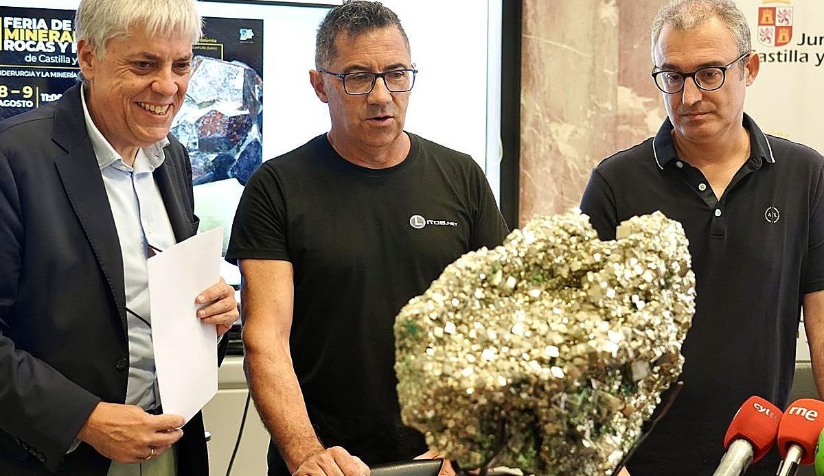 Sabero convierte la plaza San Blas en un laboratorio vivo de minerales, rocas y hierro fundido este fin de semana
