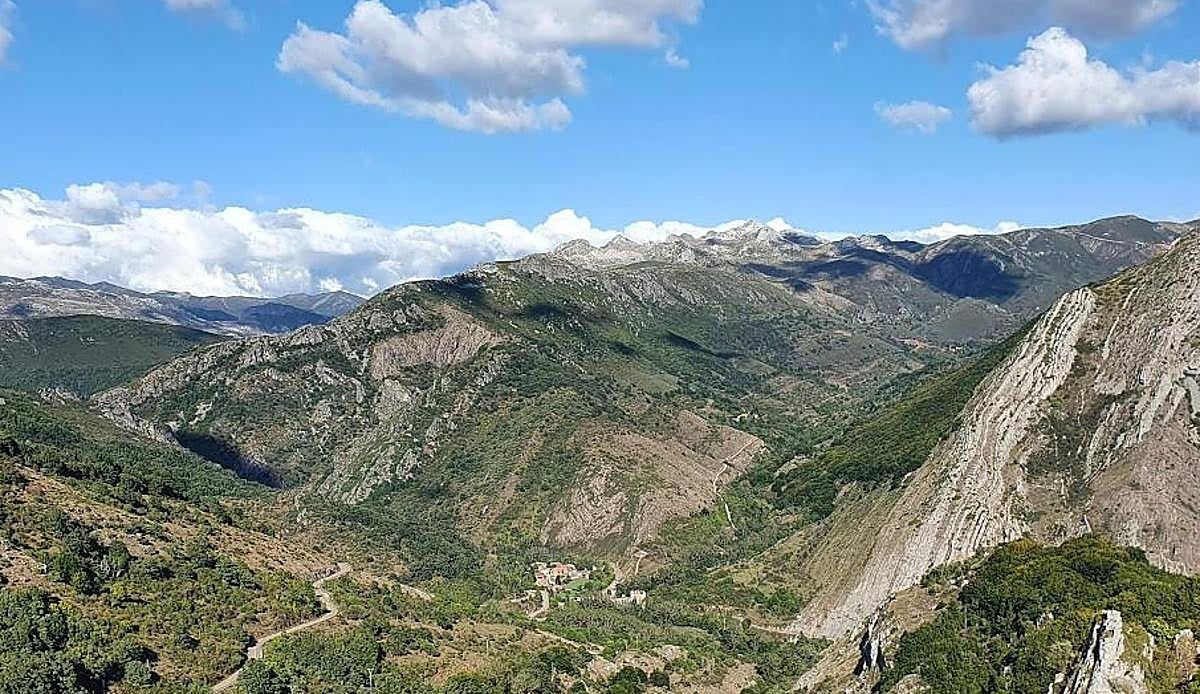Vegacervera revive un ritual medieval para elegir juez entre los 13 concejos de la tierra de Cervera