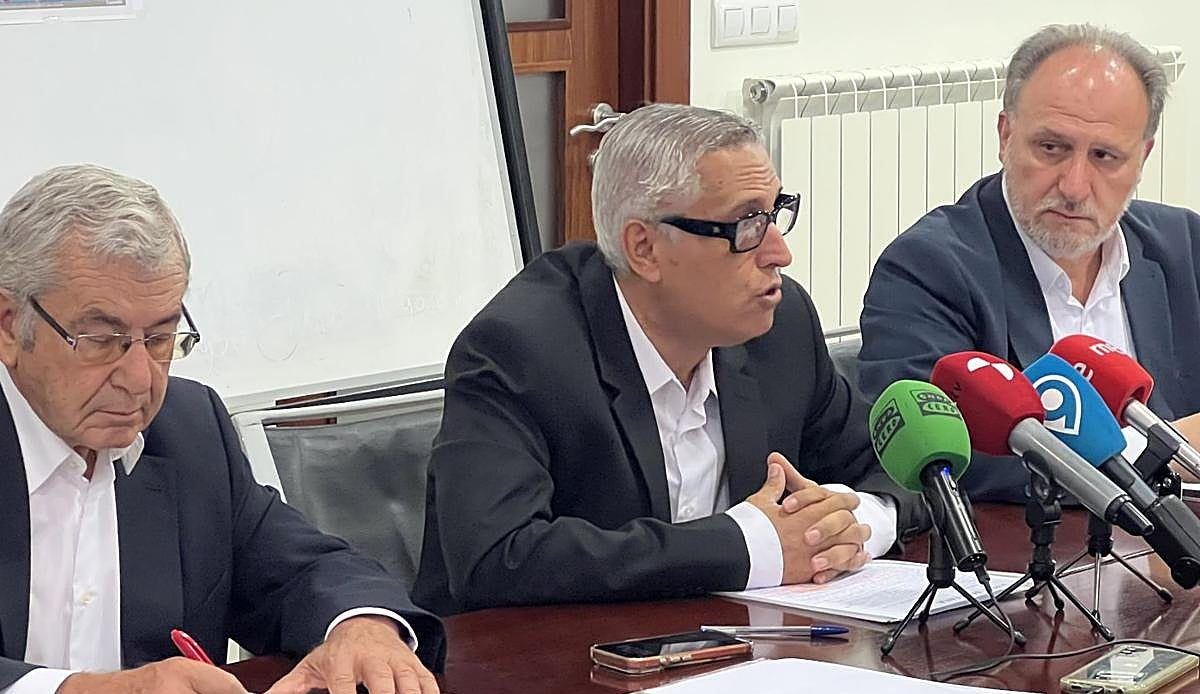 La plataforma 'Más Vuelos' presiona para que León tenga la única terminal de cargas del noroeste español