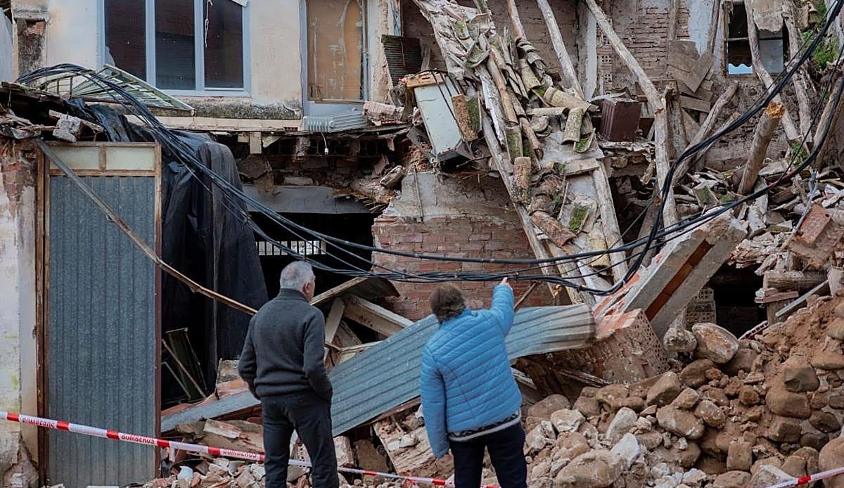 Una casa abandonada se derrumba en Munilla tras las intensas lluvias del jueves