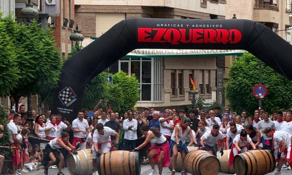 Las peñas de Calahorra convierten las fiestas en un olimpo de risas y competición vecinal