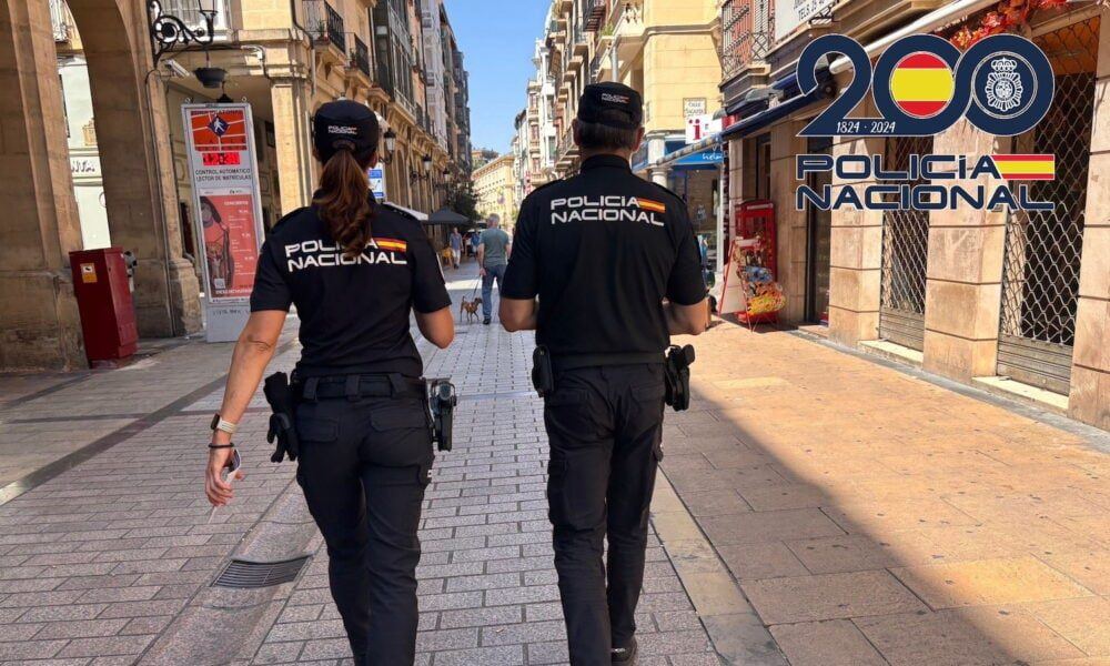 Una vecina de Logroño frustra el robo del móvil a un anciano con una llamada a la Policía en el momento justo
