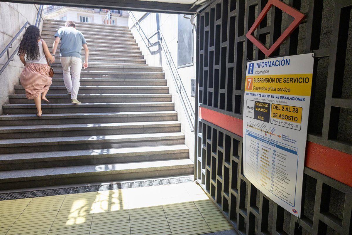 La Línea 7 de Metro vuelve a circular completa este sábado tras casi un mes de corte por obras de modernización