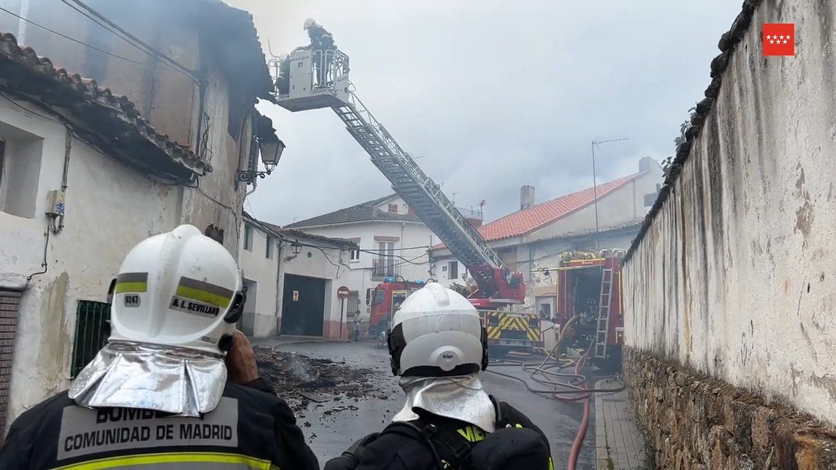 Del paraíso a las cenizas: un programador de San Martín de Valdeiglesias reconstruye su vida un mes después del incendio de l