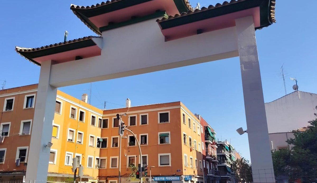 Usera tendrá sus arcos chinos a tiempo para la mayor semana de viajes de China