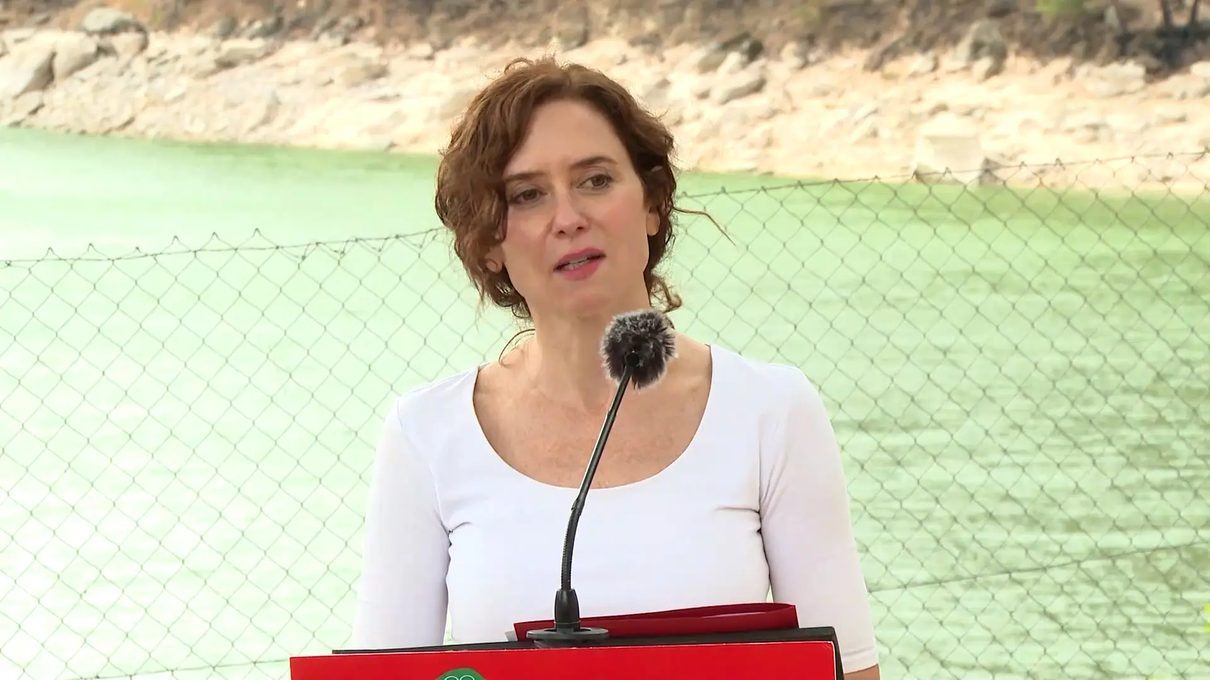 Ayuso cierra en seco el debate sobre el ático de Chamberí: "No se puede estirar más este chicle"