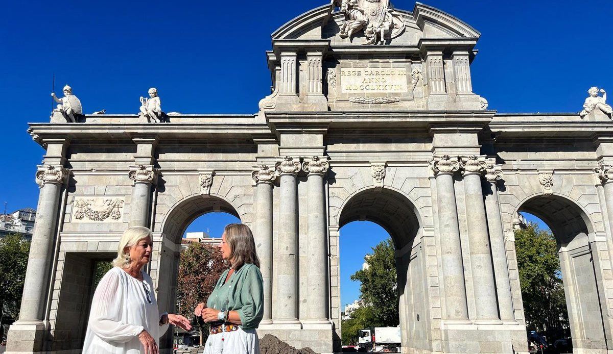 Los madrileños podrán pasear bajo los arcos de la Puerta de Alcalá antes de que acabe el año