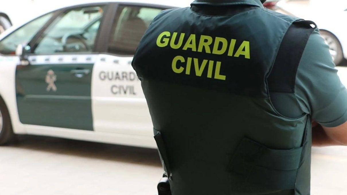 Estafadores se hacen pasar por la Guardia Civil de Madrid por teléfono para vaciar las cuentas bancarias de sus víctimas