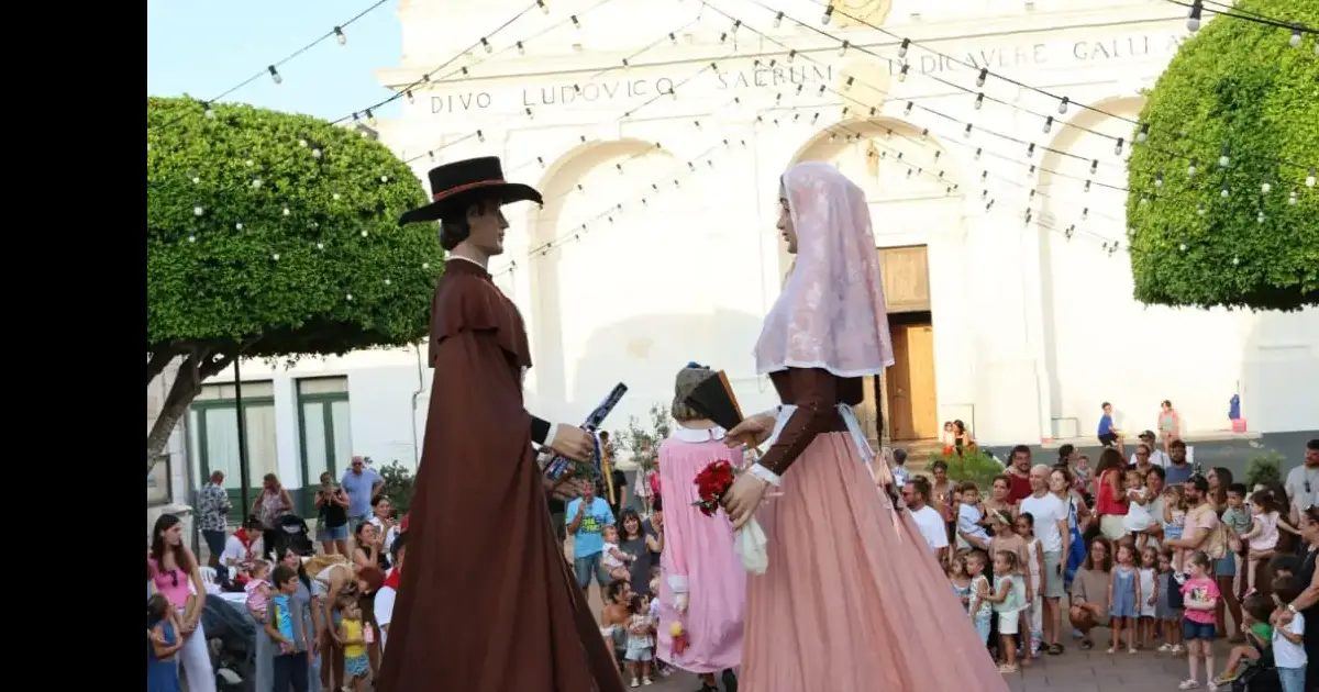 Los gigantes de Sant Lluís se visten de fiesta para inaugurar los festejos patronales