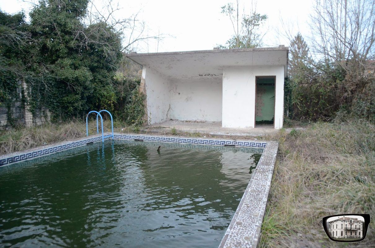 Más de diez mil piscinas y pozos al límite: Menorca exige una moratoria urgente en toda la isla
