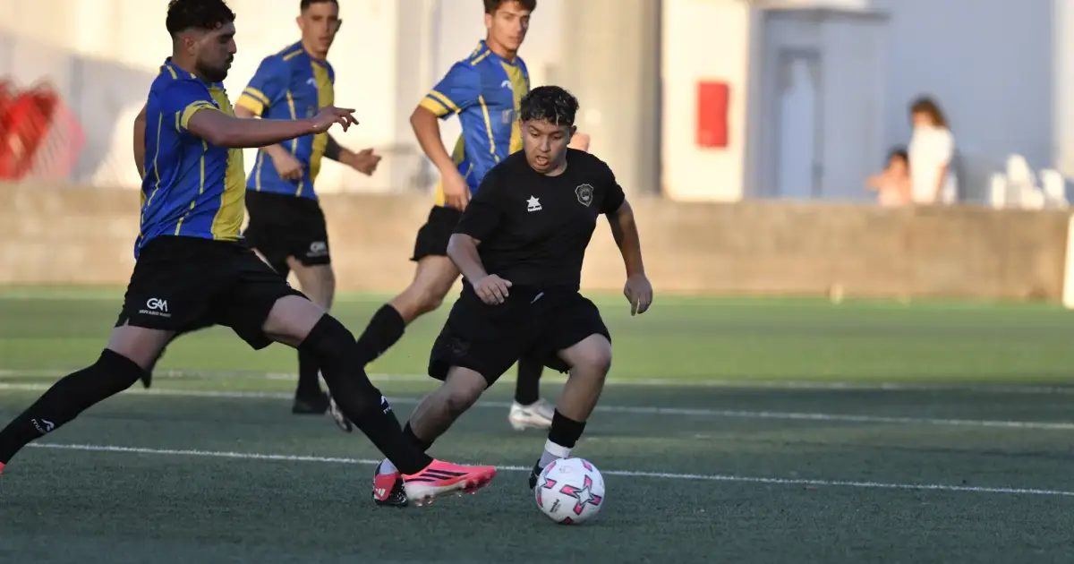 Kevin Rosillo lleva al Sporting de Mahón a la final insular de la Copa Illes Balears