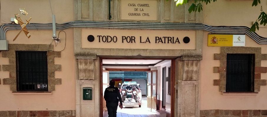 Cuatro detenidos en Menorca tras incautarse la Guardia Civil de casi un kilo de cocaína y 300.000 euros en efectivo