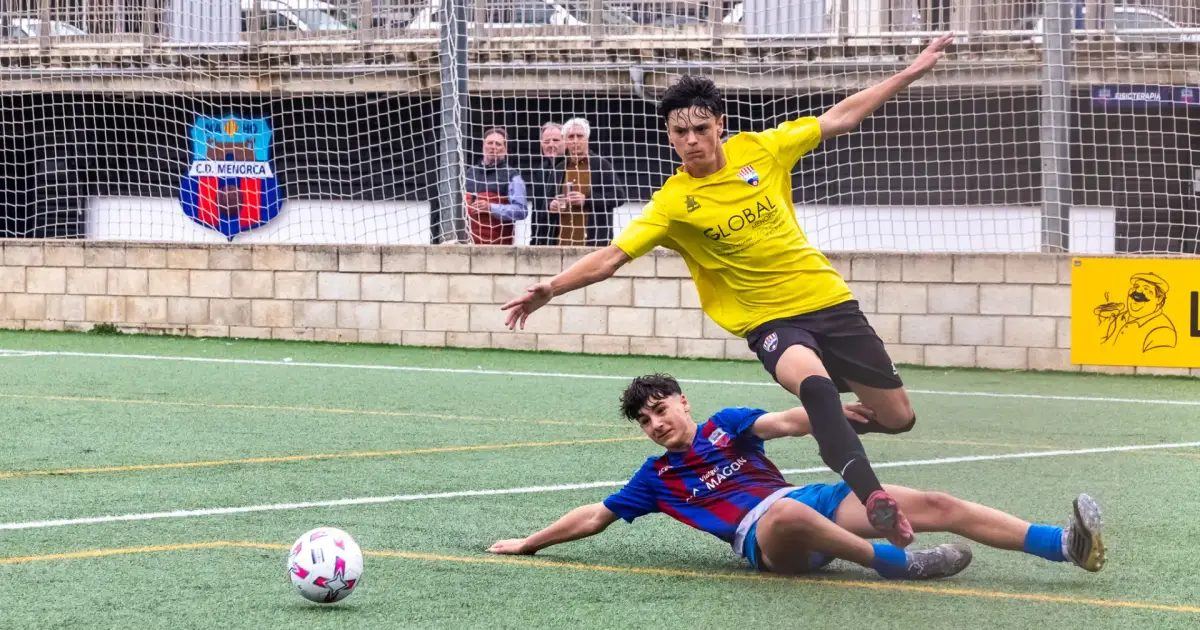 Tres equipos de Menorca se preparan para conquistar la élite del fútbol cadete balear