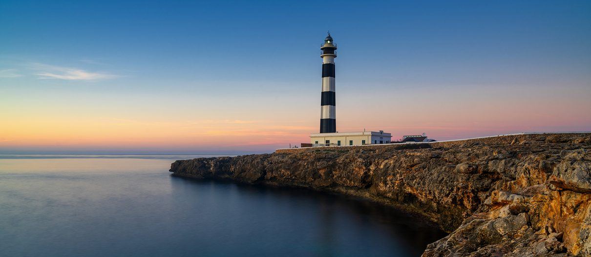 El Cap d'Artrutx se convierte en el balcón más privilegiado para inmortalizar el eclipse del siglo en Menorca