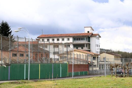 Motines y trabajadores heridos: el PP exige responsabilidades por el caos en el centro de menores de Sograndio